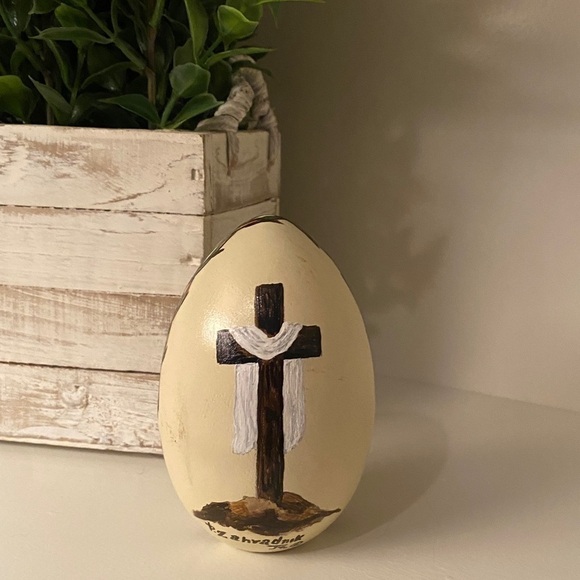 Jesus with Crown of Thorns Resurrection Wooden Hand Painted Egg Artist Signed - Picture 2 of 11